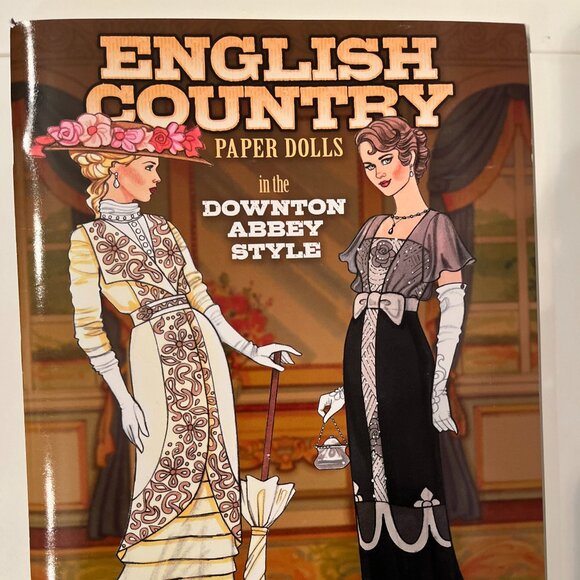 Downton Abbey Style English Country Paper Dolls (2015) – 2‎ Dolls & 30 Outfits - Picture 1 of 9